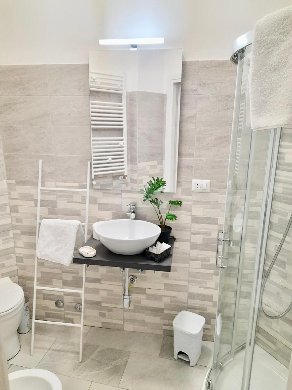 Roma Colosseo Apartment ภายนอก รูปภาพ